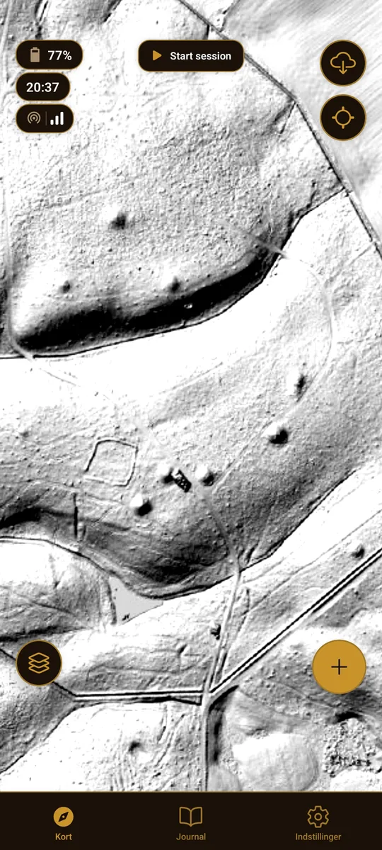 LiDAR-terræn i appen med gravhøje og gamle markskel der træder frem i gråt relief